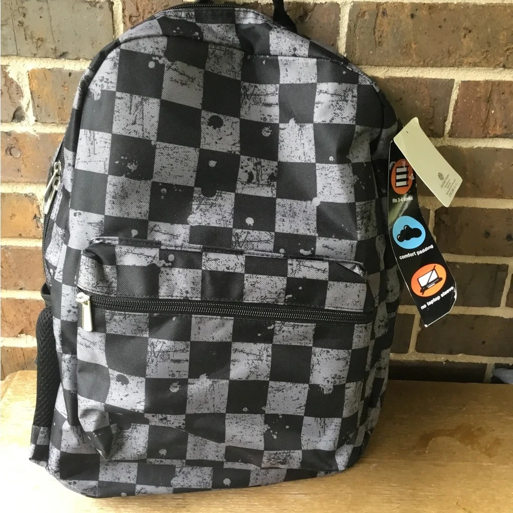 Backpack - Picture 7 of 9